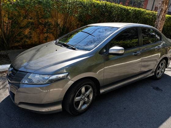 Carro 1.5 LX 16V FLEX 4P AUTOMÁTICO