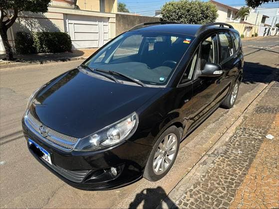 Carro 2.0 16V JETFLEX 7 LUGARES 4P MANUAL