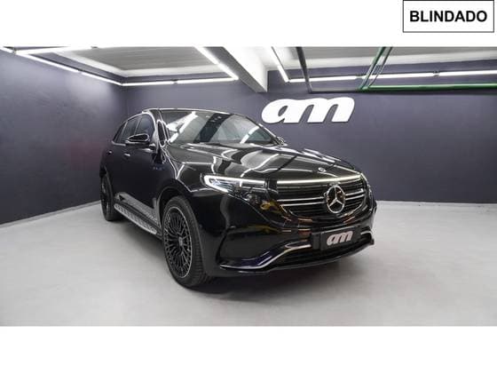 Carro AMG LINE 4MATIC ELÉTRICO