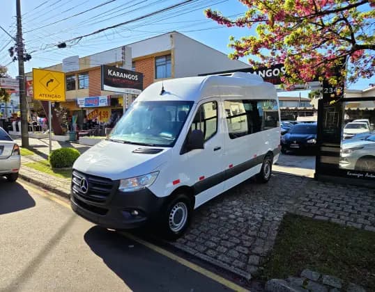 Carro 2.2 CDI DIESEL VAN 416 TA LONGO 16L MANUAL
