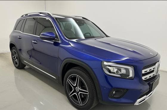Carro 1.3 CGI GASOLINA PROGRESSIVE 7G-DCT