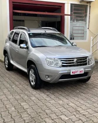 Carro 1.6 DYNAMIQUE 4X2 16V FLEX 4P MANUAL