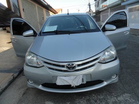 Carro 1.5 X SEDAN 16V FLEX 4P MANUAL