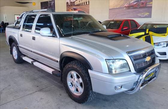 Carro 2.4 ADVANTAGE 4X2 CD 8V FLEX 4P MANUAL
