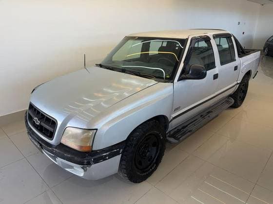 Carro 2.4 MPFI 4X2 CD 8V GASOLINA 4P MANUAL