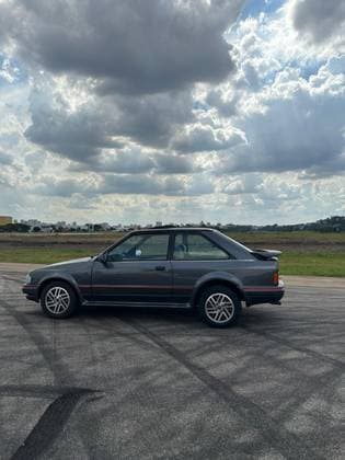 Carro 1.8 XR3 8V GASOLINA 2P MANUAL