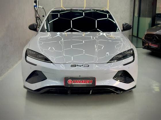 Carro 82,5 KW ELÉTRICO AWD