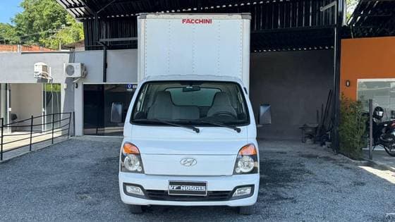 Carro 2.5 LONGO SEM CAÇAMBA 4X2 16V 130CV TURBO INTERCOOLER DIESEL 2P MANUAL