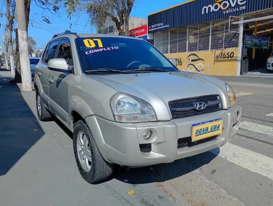 Carro 2.0 MPFI GL 16V 142CV 2WD GASOLINA 4P AUTOMÁTICO