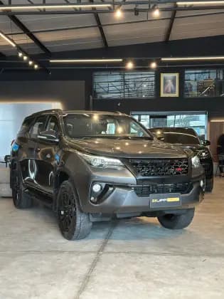 Carro 2.8 SRX 4X4 7 LUGARES 16V TURBO INTERCOOLER DIESEL 4P AUTOMÁTICO