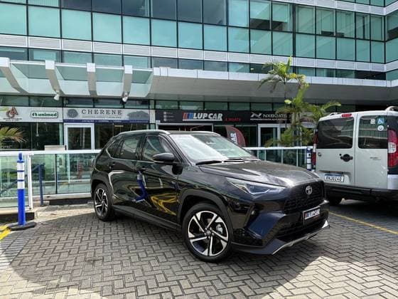 Carro 1.5 VVT-I HYBRID FLEX XRX CVT