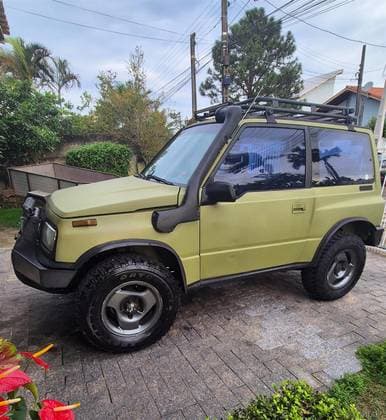 Carro 1.6 JLX METAL TOP 4X4 8V GASOLINA 2P AUTOMÁTICO