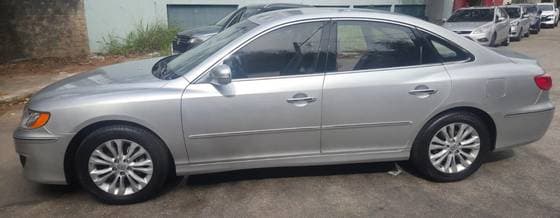 Carro 3.3 MPFI GLS SEDAN V6 24V GASOLINA 4P AUTOMÁTICO