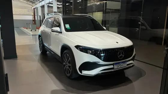 Carro 66,5 KW ELÉTRICO 4MATIC