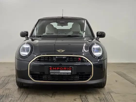Carro 2.0 16V TWINPOWER GASOLINA S CABRIO STEPTRONIC