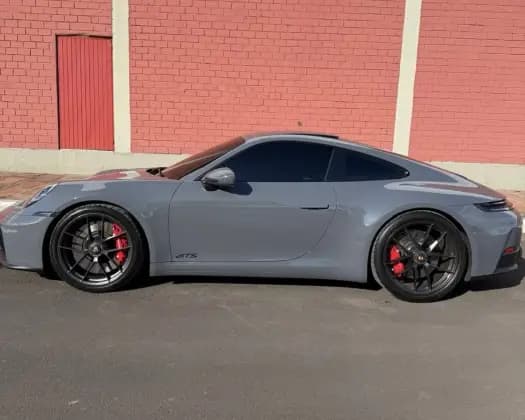 Carro 3.6 24V H6 T-HYBRID CARRERA GTS PDK