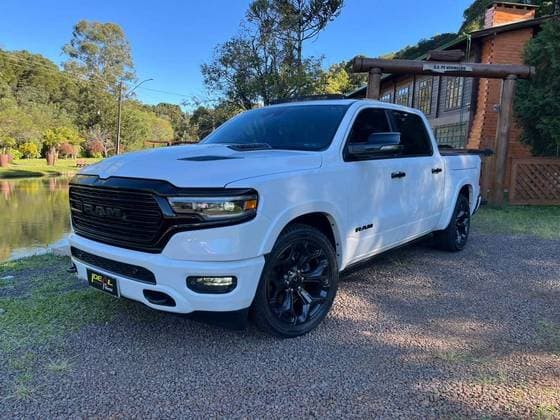 Carro 5.7 V8 GASOLINA LIMITED NIGHT EDITION CD 4X4 AUTOMÁTICO