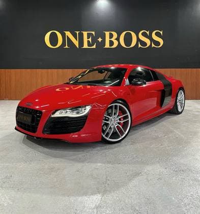 Carro 5.2 FSI QUATTRO V10 40V GASOLINA 2P R-TRONIC
