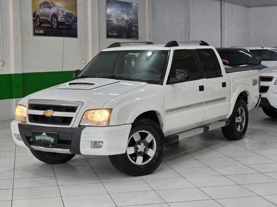 Carro 2.4 MPFI EXECUTIVE 4X2 CD 8V FLEX 4P MANUAL