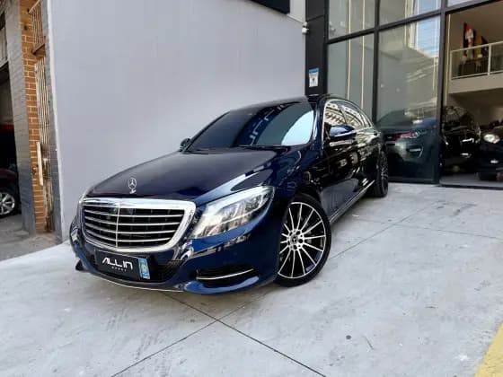 Carro 4.7 V8 32V BITURBO GASOLINA 4P AUTOMÁTICO