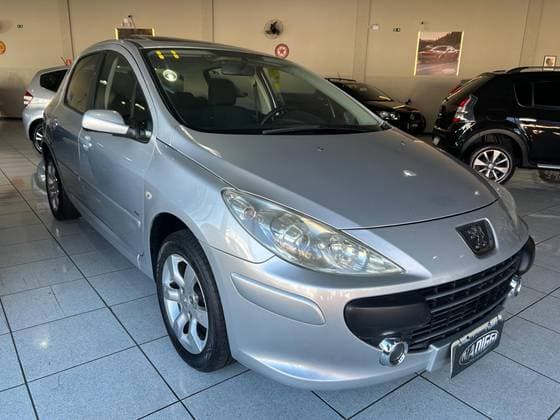 Carro 1.6 PRESENCE 16V FLEX 4P MANUAL