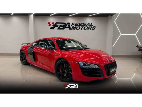 Carro 5.2 FSI QUATTRO V10 40V GASOLINA 2P R-TRONIC