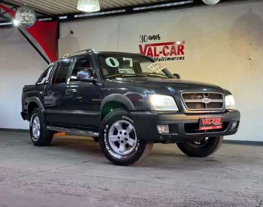 Carro 2.4 ADVANTAGE 4X2 CD 8V FLEX 4P MANUAL
