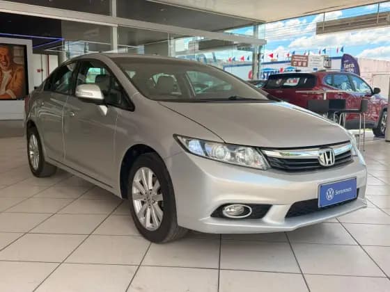 Carro 2.0 LXR 16V FLEX 4P AUTOMÁTICO