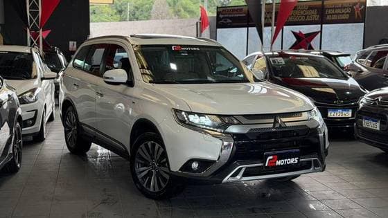 Carro 3.0 MIVEC V6 GASOLINA HPE-S AWD AUTOMÁTICO