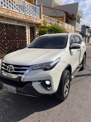 Carro 4.0 SRX 4X4 7 LUGARES V6 24V GASOLINA 4P AUTOMÁTICO