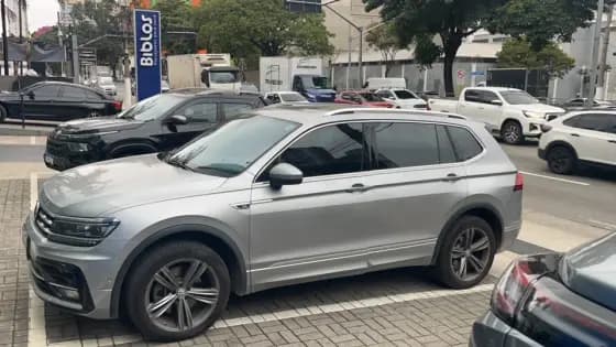 Carro 2.0 350 TSI GASOLINA ALLSPACE R-LINE 4MOTION DSG