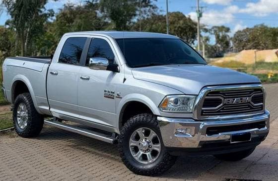 Carro 6.7 LARAMIE 4X4 CD I6 TURBO DIESEL 4P AUTOMÁTICO