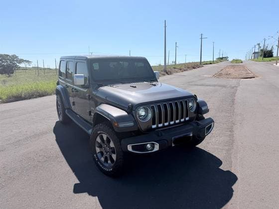 Carro 2.0 TURBO GASOLINA SAHARA 4P 4X4 AT8