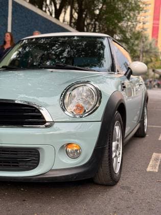 Carro 1.6 16V GASOLINA 2P MANUAL