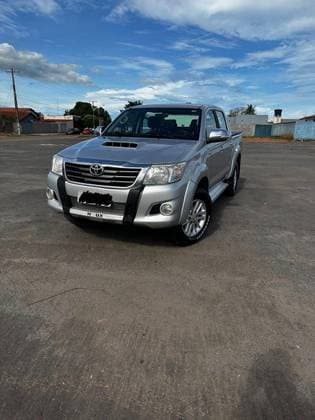 Carro 3.0 SRV TOP 4X4 CD 16V TURBO INTERCOOLER DIESEL 4P AUTOMÁTICO