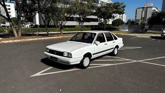 Carro 1.8 CL 8V ÁLCOOL 4P MANUAL