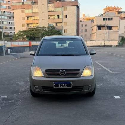 Carro 1.8 MPFI 16V GASOLINA 4P MANUAL