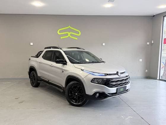 Carro 2.0 16V TURBO DIESEL VOLCANO 4WD AT9