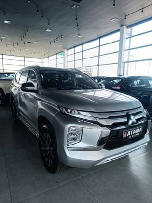 Carro 2.4 16V MIVEC TURBO DIESEL HPE-S AWD AUTOMÁTICO