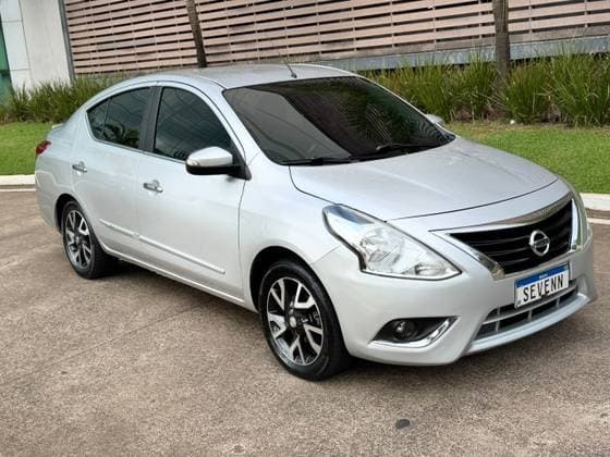 Carro 1.6 16V FLEXSTART UNIQUE 4P XTRONIC
