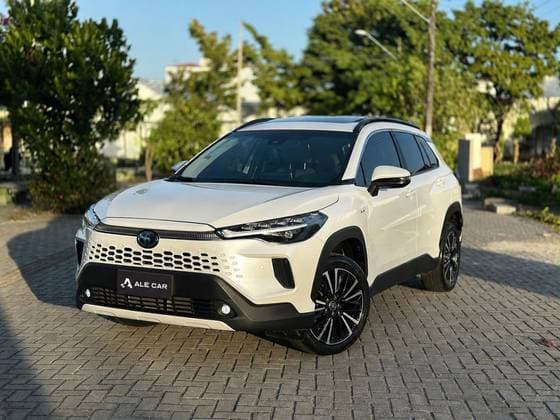 Carro 1.8 VVT-I HYBRID FLEX XRX CVT