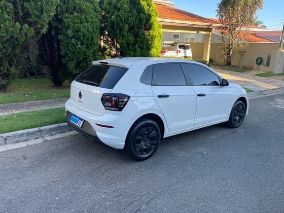 Carro 1.0 MPI TRACK MANUAL