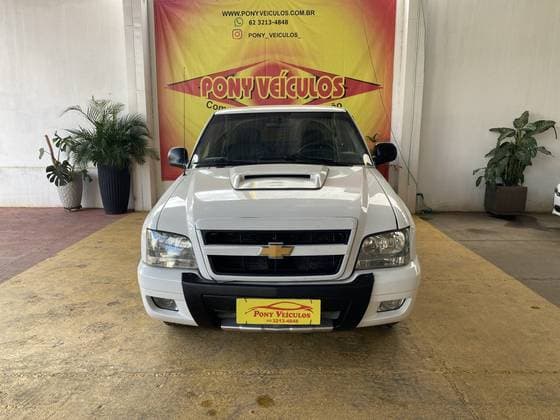 Carro 2.4 MPFI ADVANTAGE 4X2 CS 8V FLEX 2P MANUAL