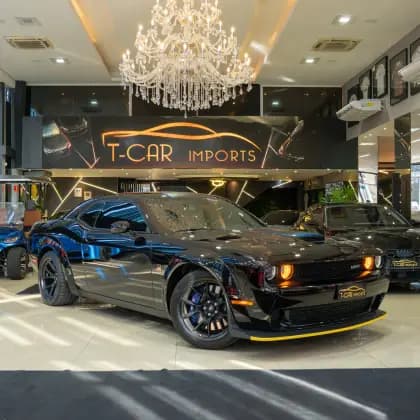 Carro 6.4 V8 HEMI GASOLINA R/T SCAT PACK WIDEBODY TORQUEFLITE