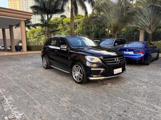 Carro 5.5 V8 32V BITURBO GASOLINA 4P AUTOMÁTICO