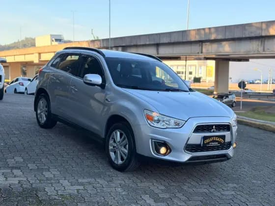 Carro 2.0 4X4 AWD 16V GASOLINA 4P AUTOMÁTICO