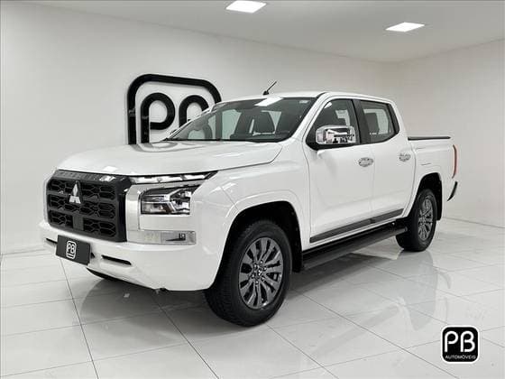Carro 2.4 BITURBO DIESEL CD HPE 4X4 AUTOMÁTICO