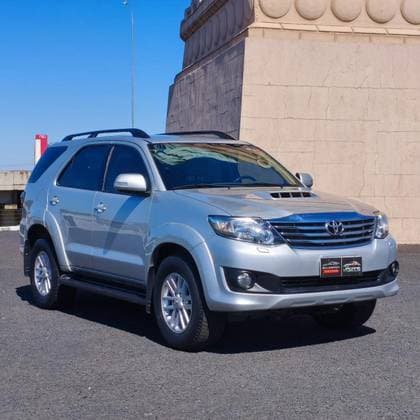 Carro 3.0 SRV 4X4 7 LUGARES 16V TURBO INTERCOOLER DIESEL 4P AUTOMÁTICO