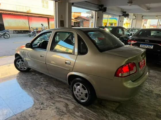 Carro 1.0 MPFI LS 8V FLEX 4P MANUAL