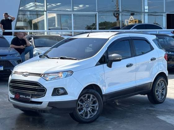 Carro 1.6 FREESTYLE 16V FLEX 4P POWERSHIFT